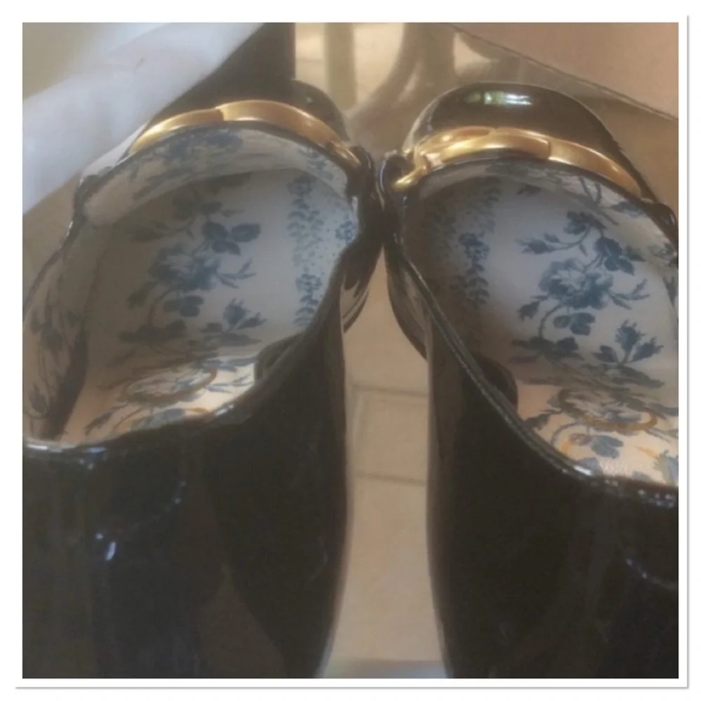 Gucci Double G Logo Victoire Patent Leather Low Block Heel size 35(5) - Picture 6 of 11